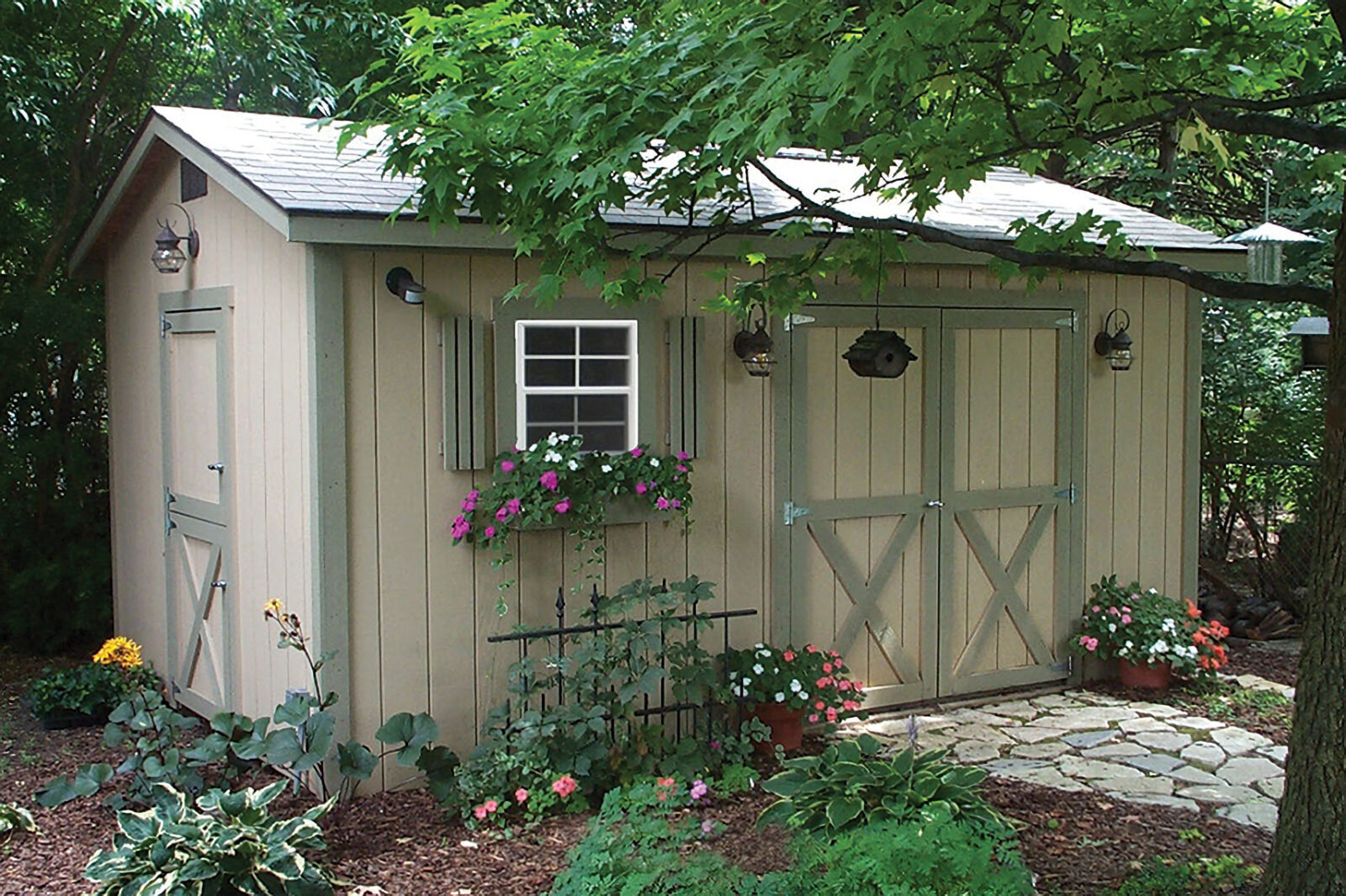 lovely garden shed with flower box for sale in central ohio