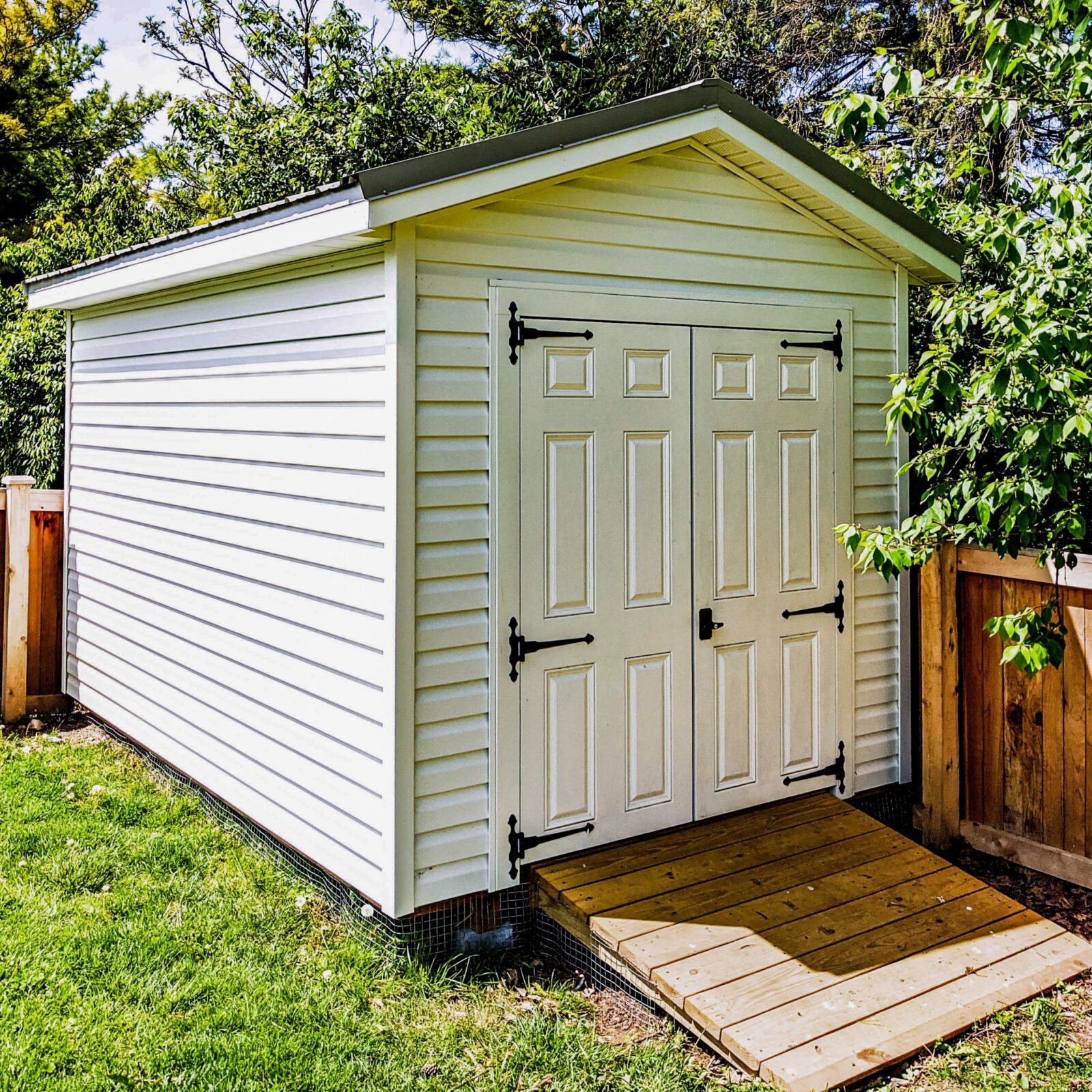 shed with vinyl siding for sale in ohio